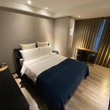 Yomi Hotel - Shuanglian Mrt Tajpej Kültér fotó