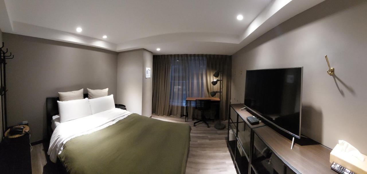 Yomi Hotel - Shuanglian Mrt Tajpej Kültér fotó